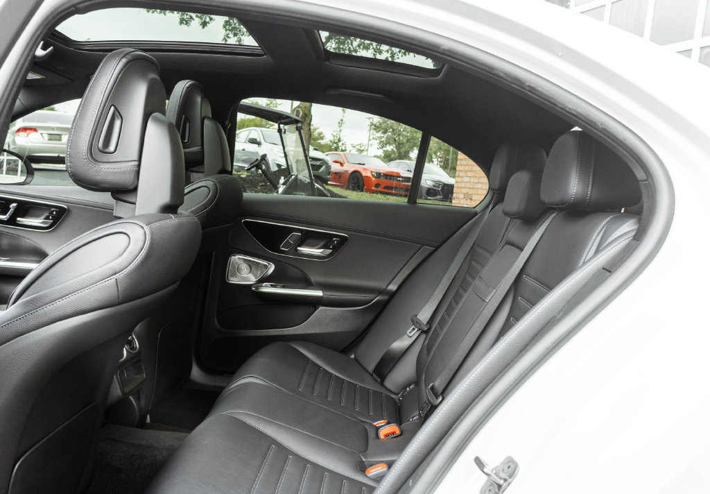 Used 2025 Mercedes-Benz C 43 AMG 4MATIC Sedan image 29