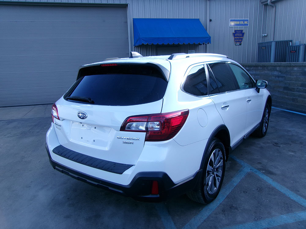 Used 2019 Subaru Outback 3.6R Touring w/ Protection Package #1 AWD/4WD image 4
