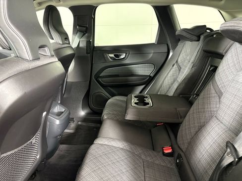 Used 2024 Volvo XC60 B5 Core w/ Protection Package Premier AWD/4WD image 36