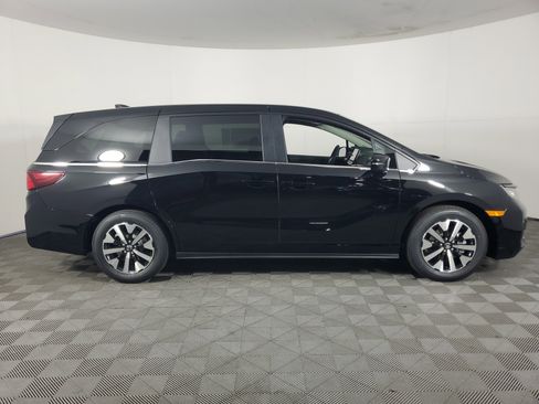 New 2026 Honda Odyssey EX-L image 3