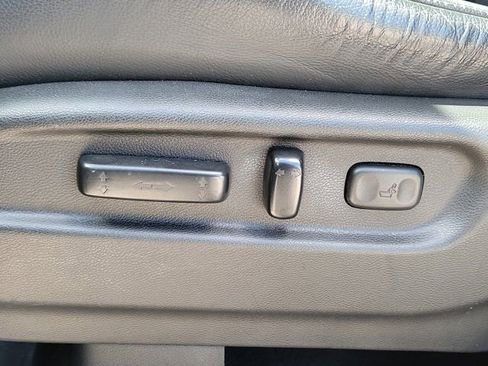 Used 2018 Honda Pilot Touring image 13