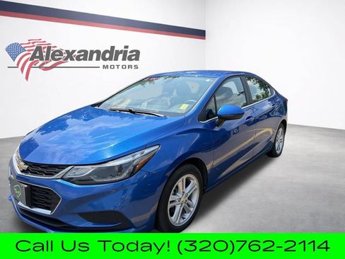 Used 2016 Chevrolet Cruze LT w/ Convenience Package FWD image 1