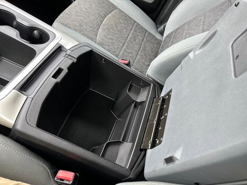 Used 2018 RAM 1500 Outdoorsman image 41