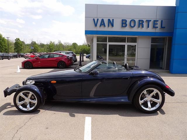 Used 2001 Chrysler Prowler RWD image 2