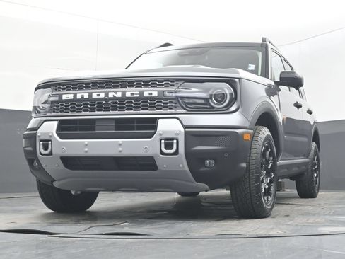 Used 2025 Ford Bronco Sport Badlands AWD/4WD image 25