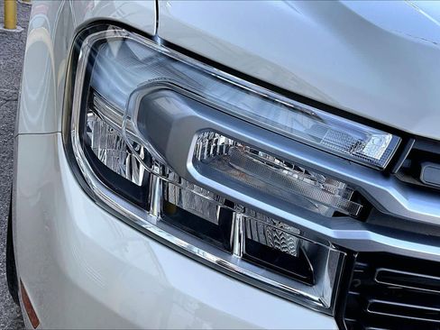 Certified 2024 Ford Maverick Lariat image 27