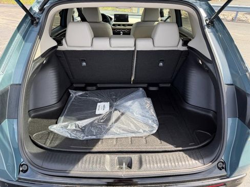 Used 2026 Honda HR-V EX-L image 5