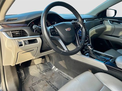 Used 2017 Cadillac XTS Luxury image 9