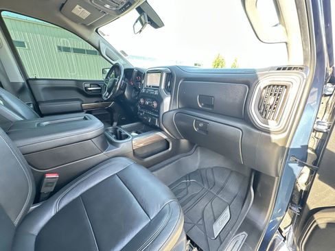 Used 2019 Chevrolet Silverado 1500 LT Trail Boss AWD/4WD image 28