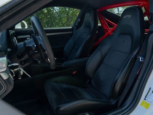 Used 2014 Porsche 911 GT3 RWD image 5