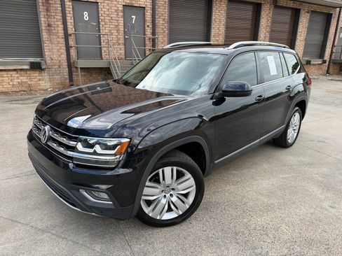 Used 2019 Volkswagen Atlas SEL image 2