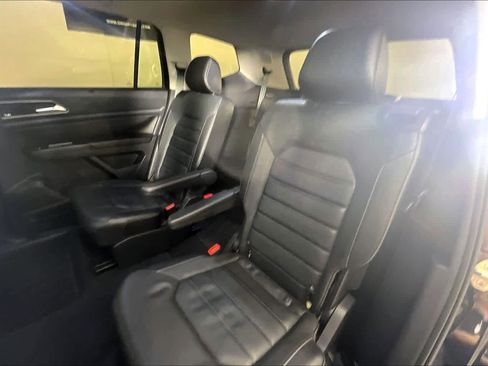 Used 2019 Volkswagen Atlas SEL Premium image 19