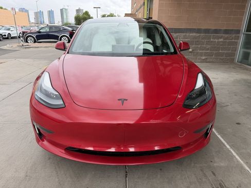 Used 2022 Tesla Model 3 Performance image 10