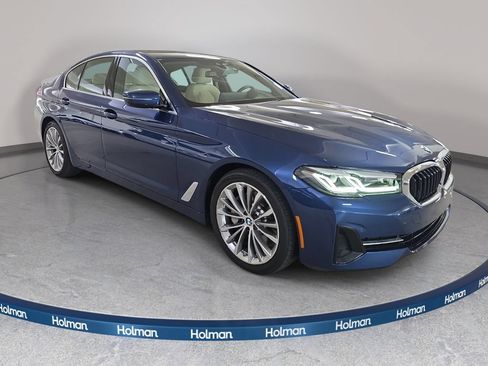 Used 2023 BMW 530i w/ Premium Package RWD image 4