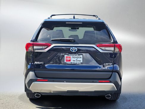 Used 2024 Toyota RAV4 Limited w/ Advanced Technology Package AWD/4WD image 4