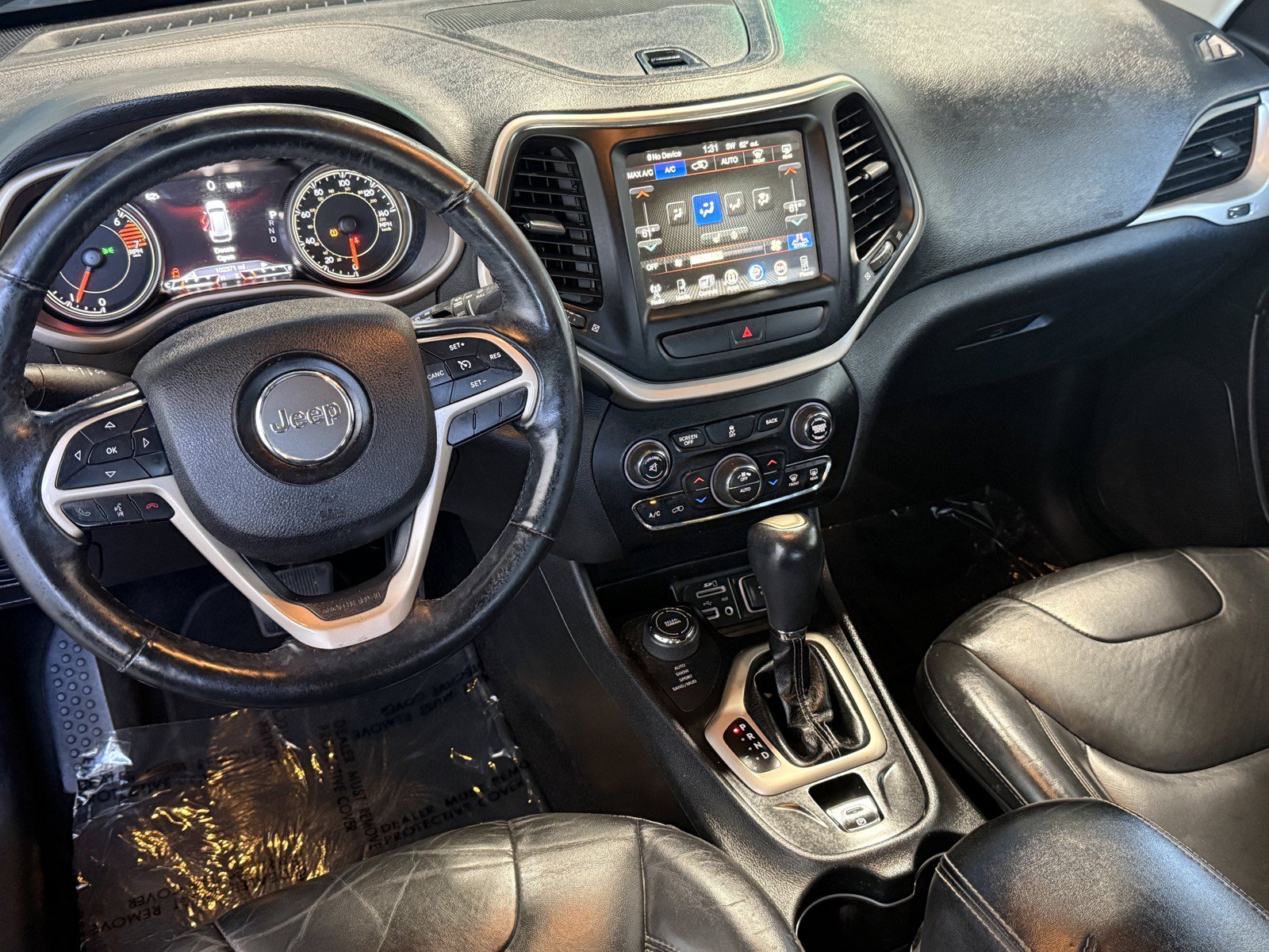Used 2017 Jeep Cherokee Limited AWD/4WD image 20