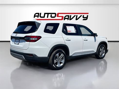 Used 2024 Honda Pilot EX-L image 7