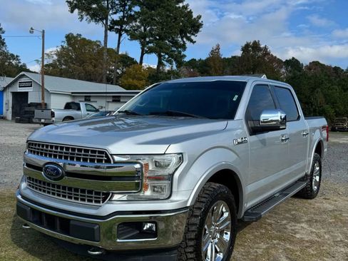 Used 2019 Ford F150 Lariat w/ Equipment Group 502A Luxury image 4