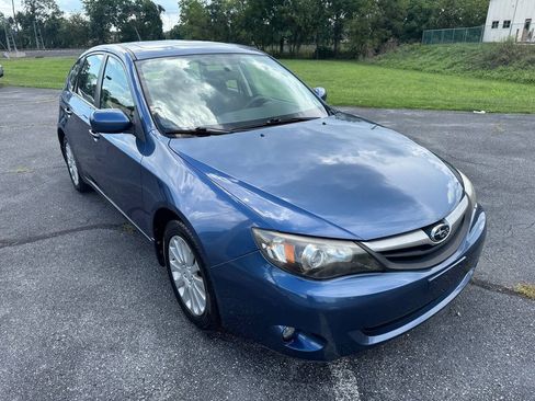 Used 2011 Subaru Impreza 2.5i Premium w/ PWR Moonroof Value Pkg AWD/4WD image 9