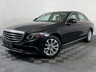 Used 2019 Mercedes-Benz E 300 4MATIC video 1