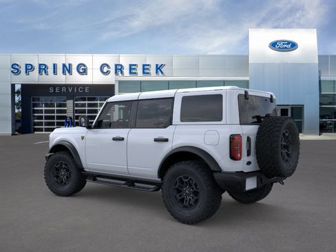 New 2026 Ford Bronco Badlands AWD/4WD image 4