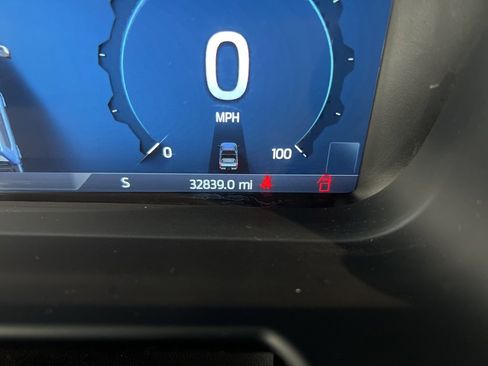 Used 2024 Ford F350 King Ranch w/ FX4 Off-Road Package image 11