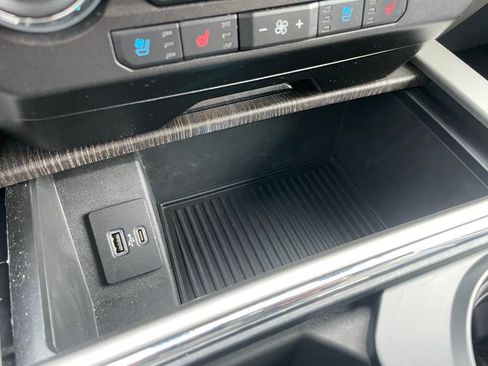 Used 2021 Ford F250 Lariat w/ Lariat Value Package image 12