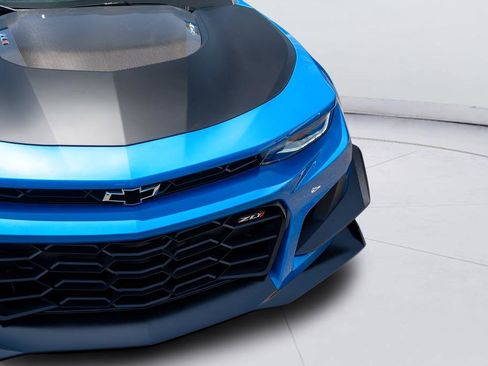 Used 2024 Chevrolet Camaro ZL1 RWD image 16