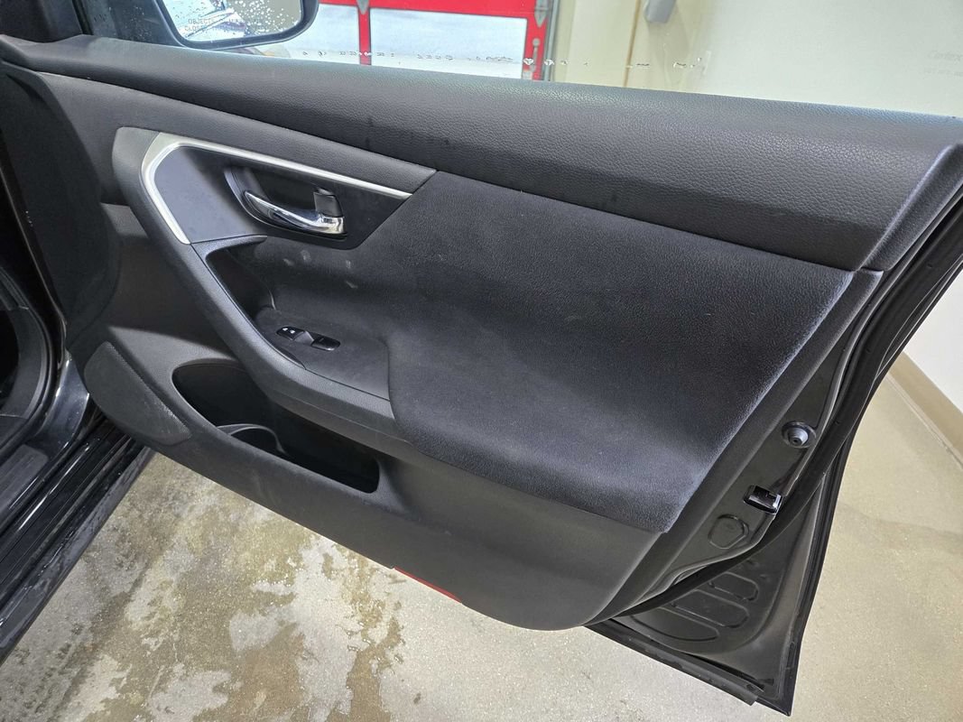 Used 2015 Nissan Altima 2.5 S w/ Power Driver Seat Package FWD image 20