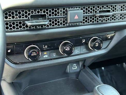 Certified 2025 Honda HR-V Sport image 20