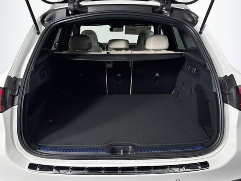 New 2026 Mercedes-Benz GLC 300 image 21