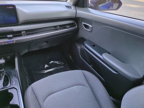 Used 2025 Kia K4 FWD image 16
