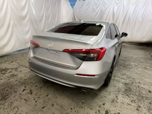 Used 2024 Honda Civic Sport image 7