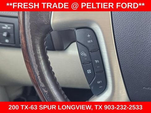 Used 2013 Cadillac Escalade Platinum RWD image 27
