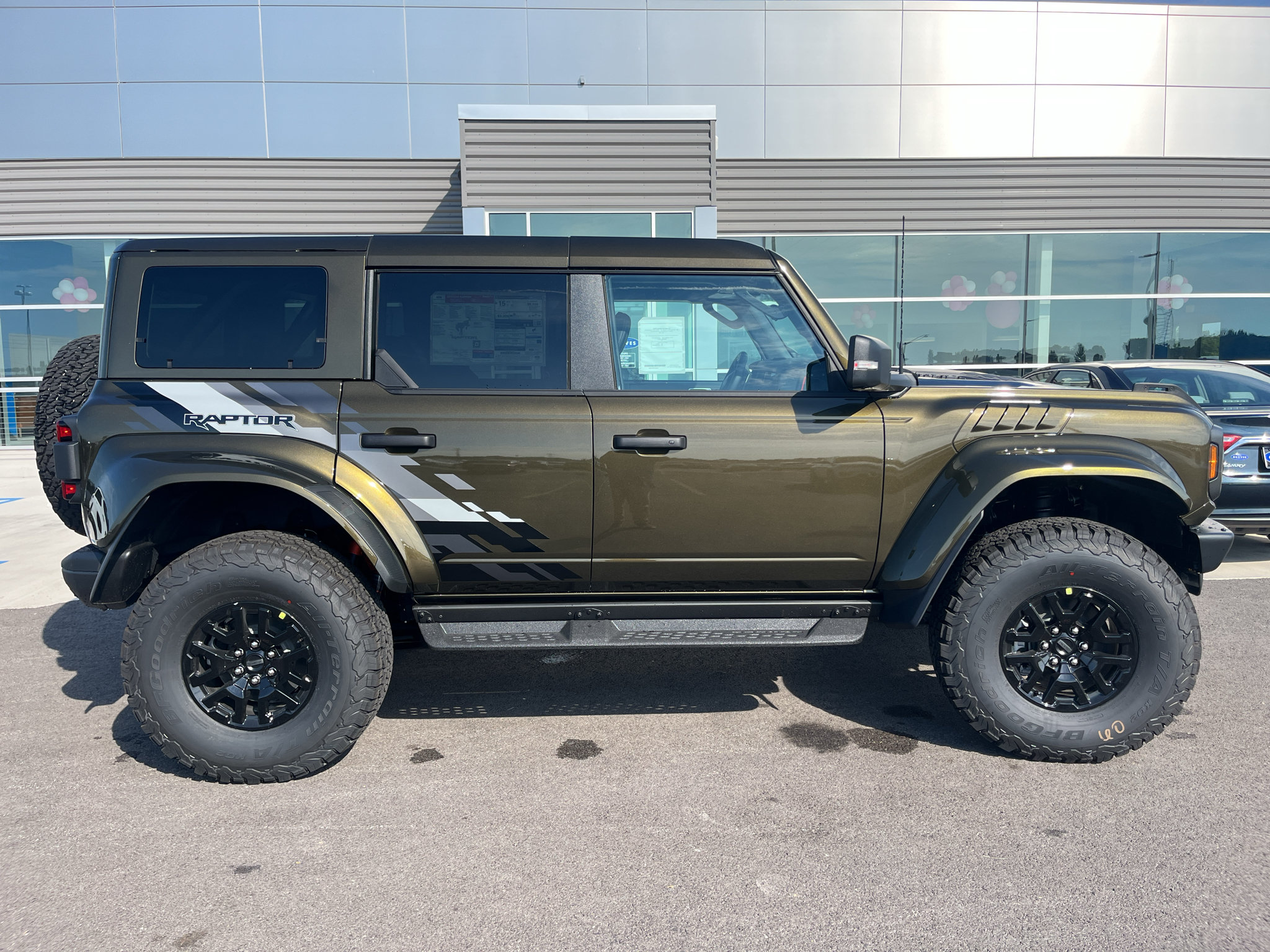 New 2026 Ford Bronco Raptor AWD/4WD image 4