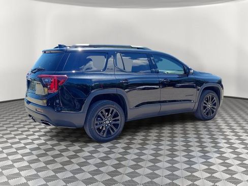 Used 2023 GMC Acadia SLE w/ Driver Convenience Package FWD image 2