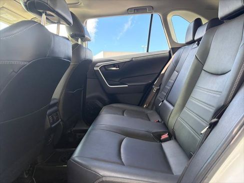 Certified 2019 Toyota RAV4 XLE Premium w/ Cold Weather Package AWD/4WD image 17