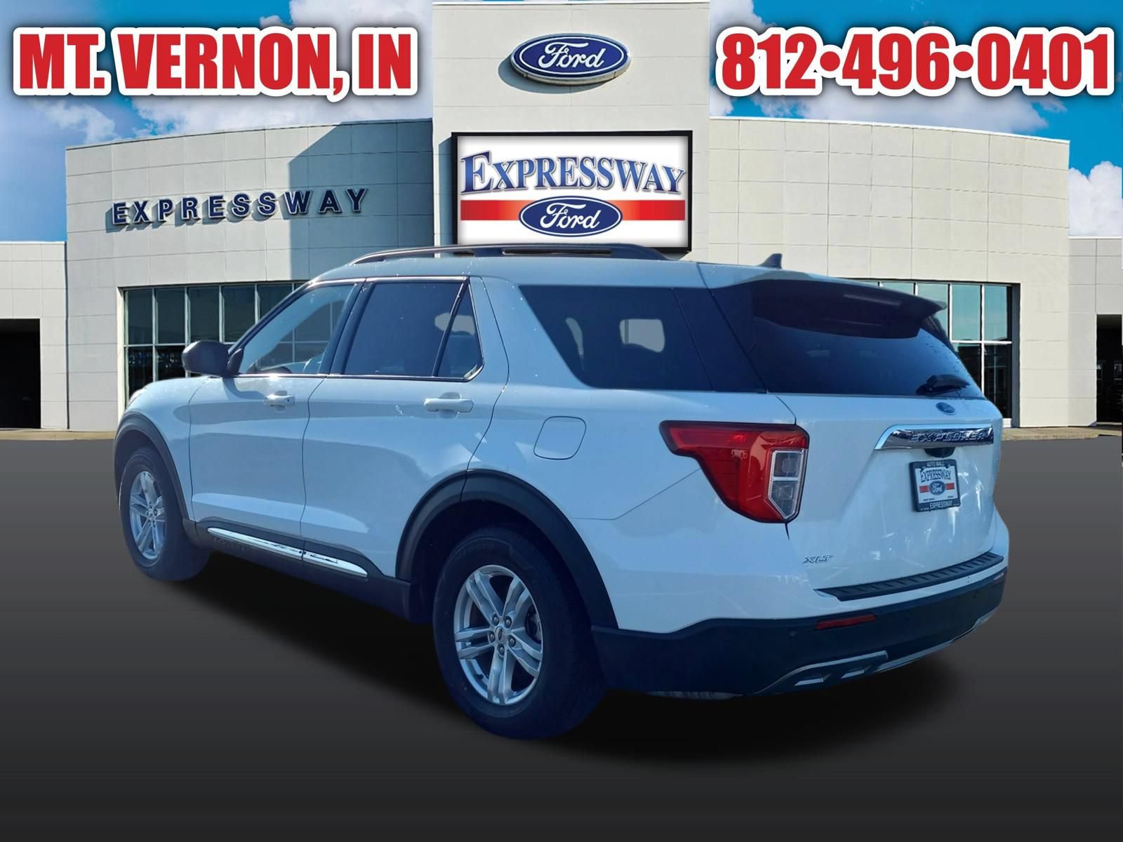 Used 2023 Ford Explorer XLT w/ Equipment Group 202A RWD image 9