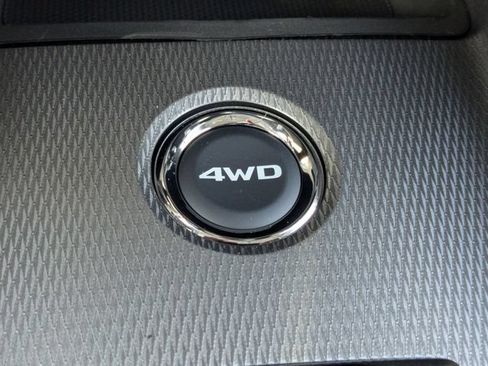 New 2026 Mitsubishi Outlander Sport LE AWD/4WD image 28