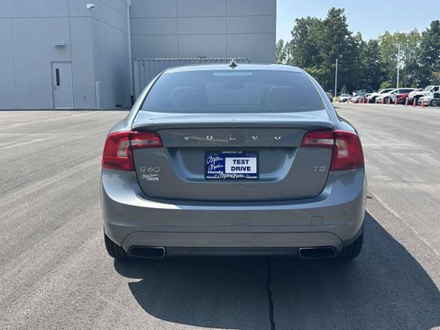 Used 2016 Volvo S60 T5 Premier FWD image 25