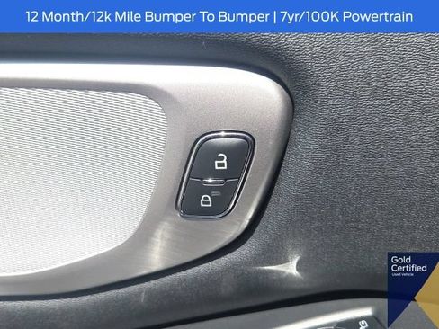 Used 2025 Ford Expedition Active AWD/4WD image 32