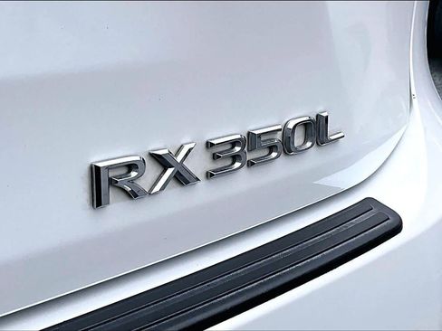 Used 2020 Lexus RX 350L FWD w/ Premium Package image 28