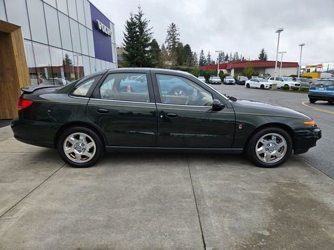 Used 2002 Saturn L-Series L300 image 4