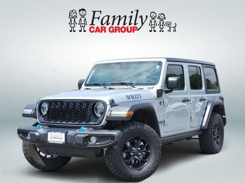 Used 2024 Jeep Wrangler Unlimited AWD/4WD image 1