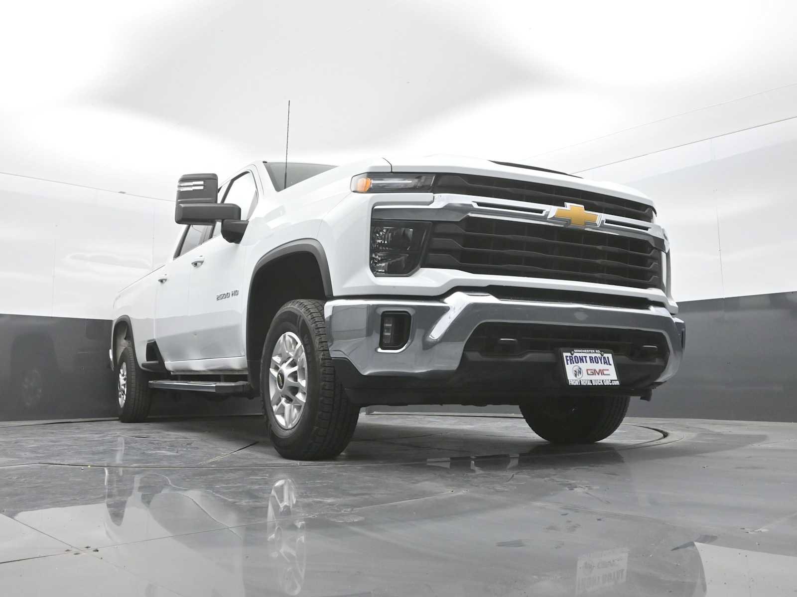 Used 2025 Chevrolet Silverado 2500 LT w/ Convenience Package AWD/4WD image 42
