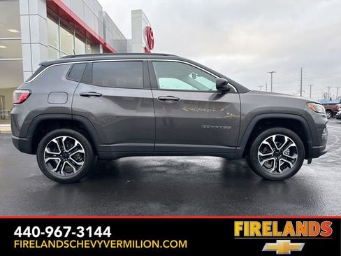 Used 2022 Jeep Compass Limited image 8