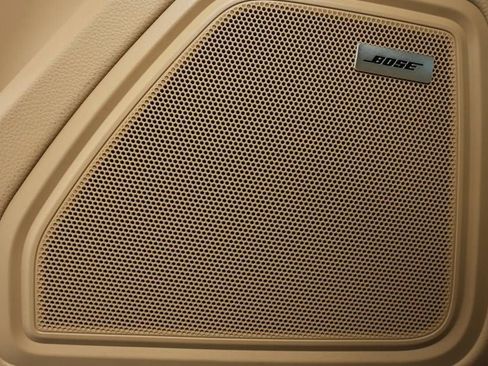 New 2026 Porsche Macan image 30