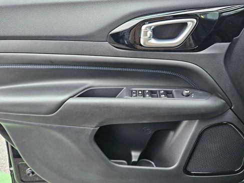 New 2026 Jeep Compass Latitude image 27