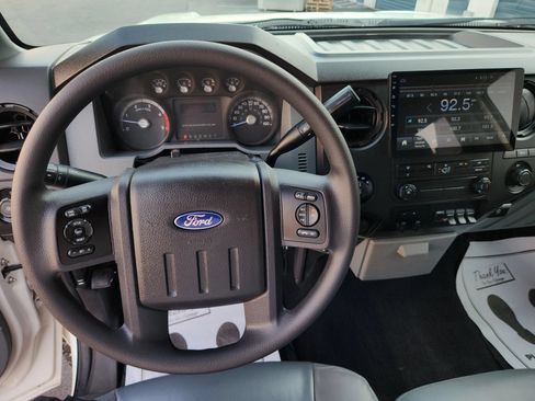 Used 2015 Ford F350 XL w/ Power Equipment Group AWD/4WD image 10
