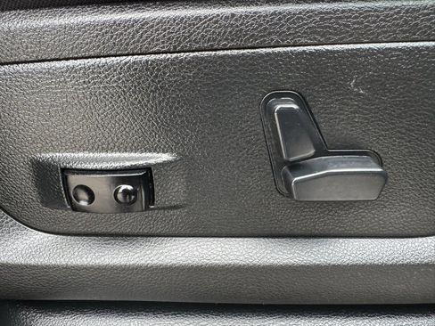 Used 2017 RAM 1500 Rebel w/ Luxury Group image 28